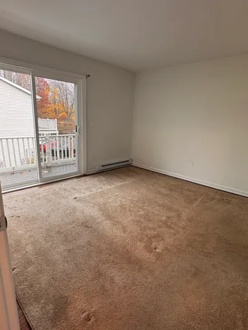 $2,650 | 18 Triangle Street, Unit B4, Danbury, CT 06810