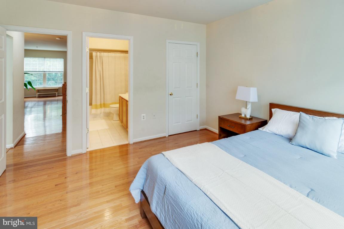 11326 King George Drive, Unit 7 Silver Spring, MD 20902 - Photo 18 of 34 Master bath off bedroom and walk in closet