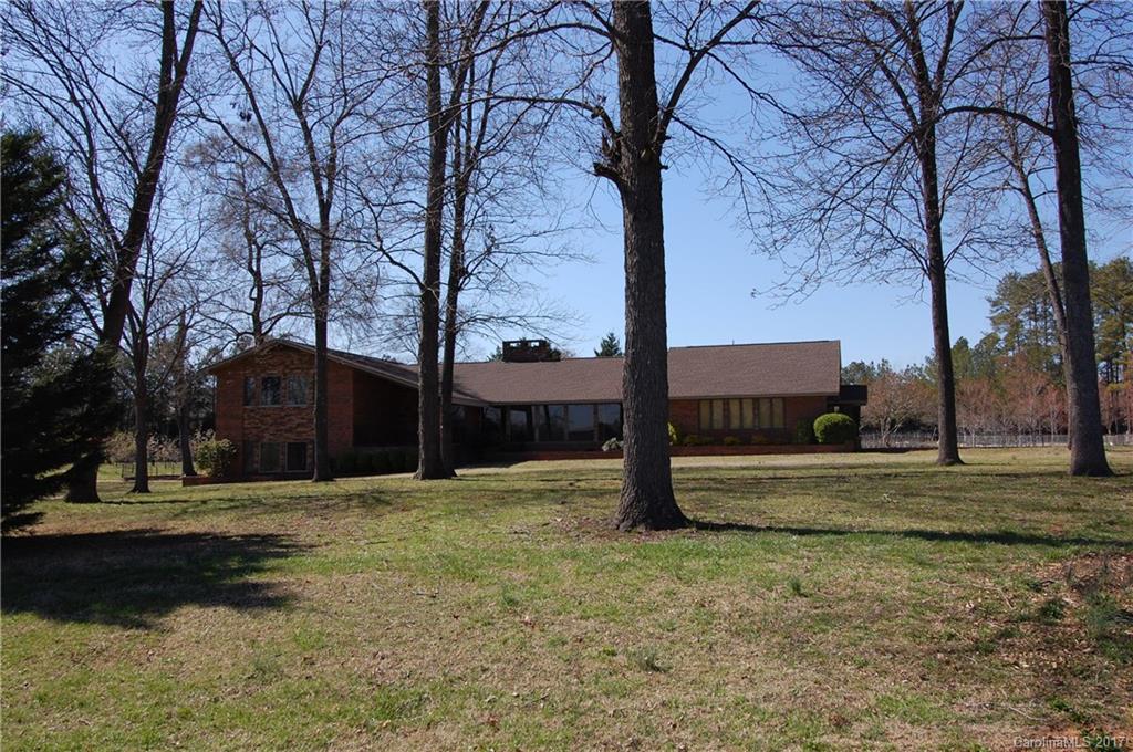 16320 Wrights Ferry Road Charlotte, NC 28278 - Photo 2 of 24