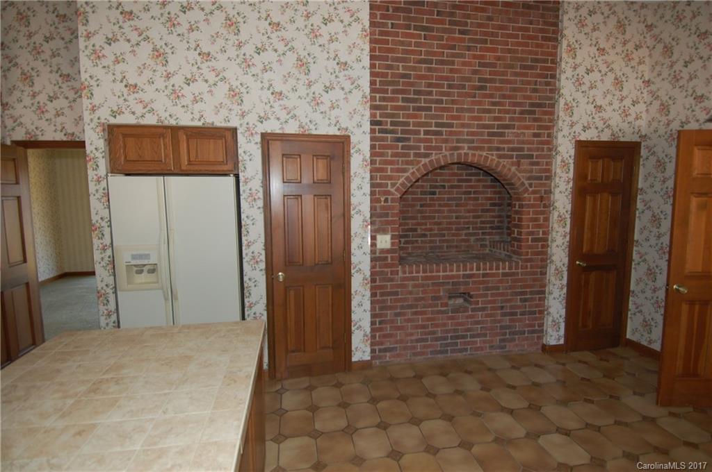 16320 Wrights Ferry Road Charlotte, NC 28278 - Photo 11 of 24