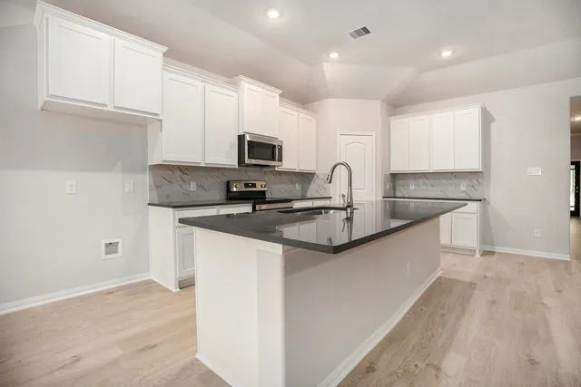 $395,990 | 3170 Road 66125 Dayton Tx 77535, Dayton, TX 77535