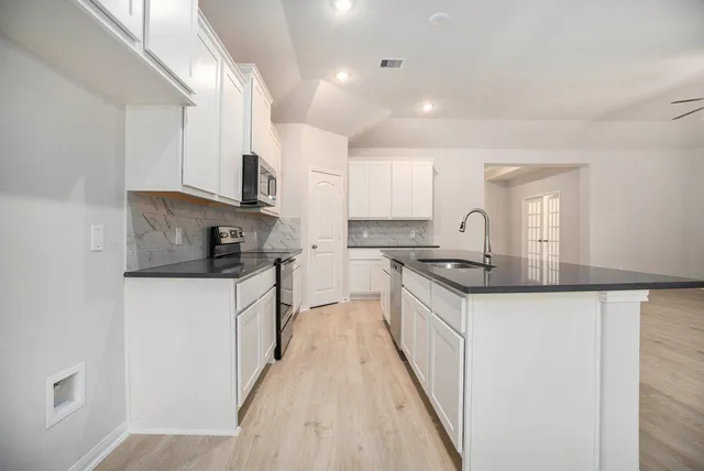 $395,990 | 3170 Road 66125 Dayton Tx 77535, Dayton, TX 77535