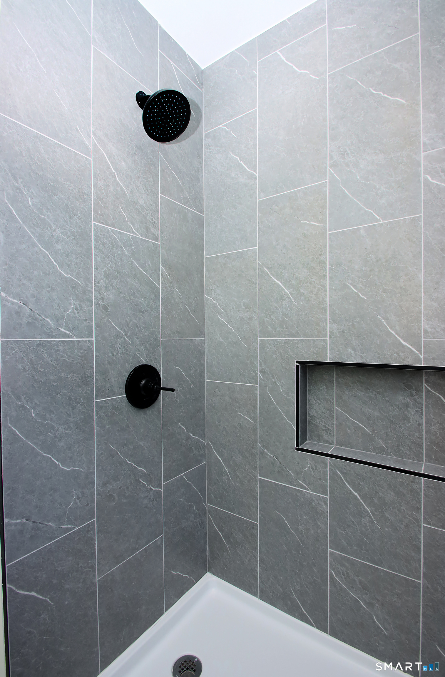 75 Wilcox Avenue Meriden, CT 06451 - Photo 23 of 25