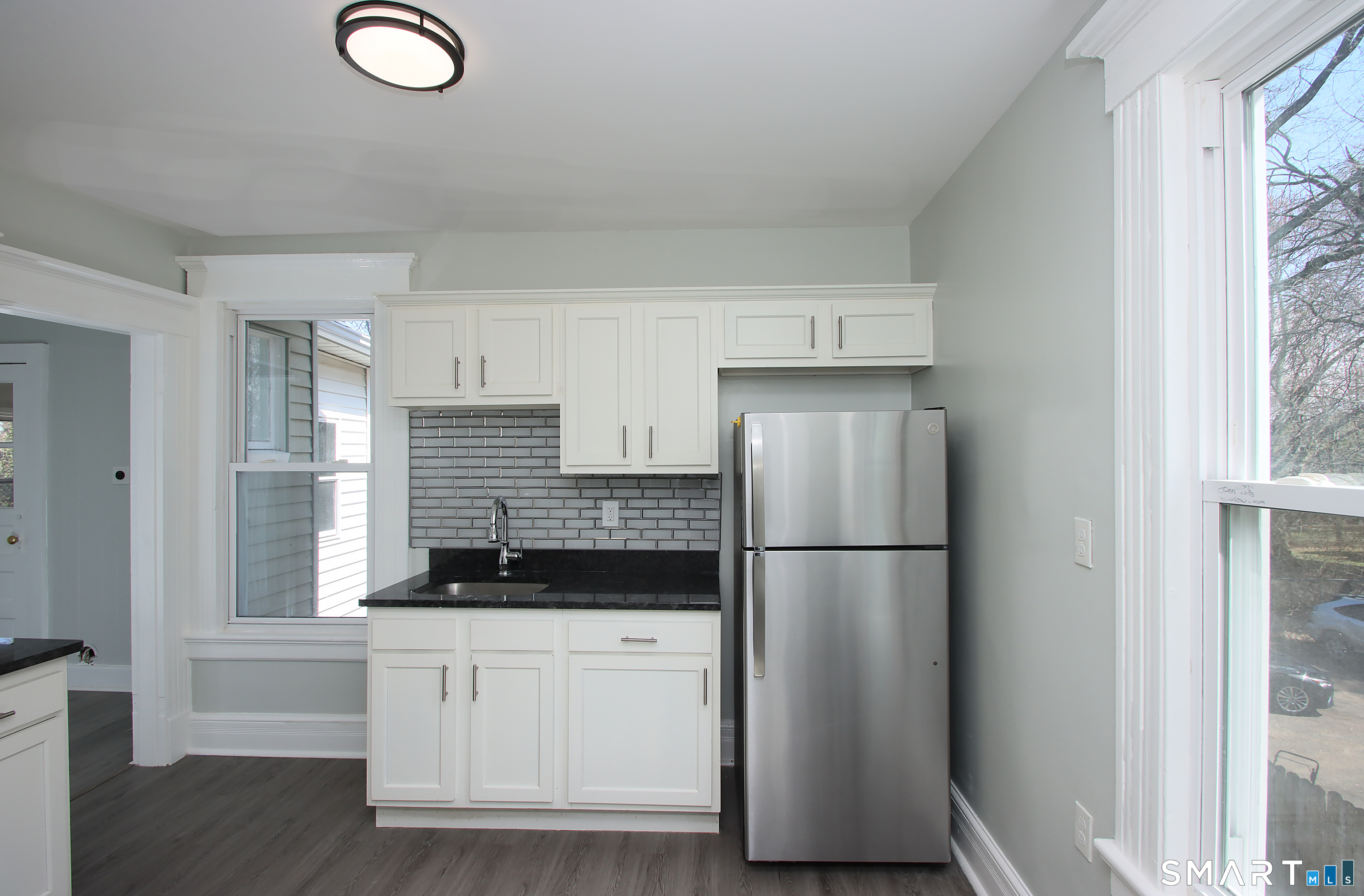 75 Wilcox Avenue Meriden, CT 06451 - Photo 10 of 25