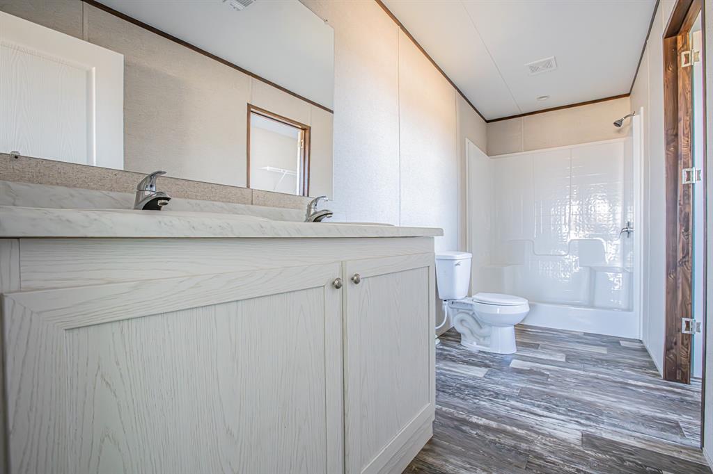 1057 Hopewell Road Bowie, TX 76230 - Photo 14 of 39