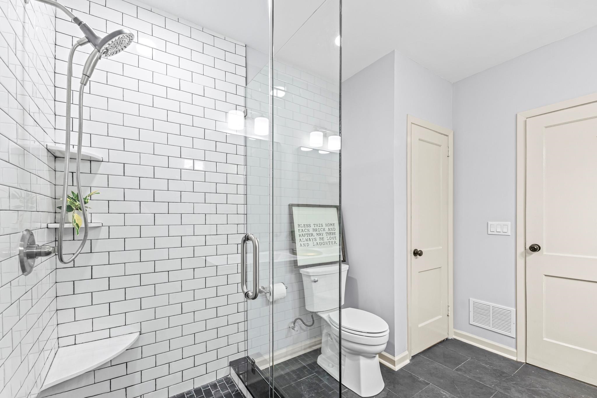 2014 Golf Terrace Drive Tallahassee, FL 32301 - Photo 2 of 40