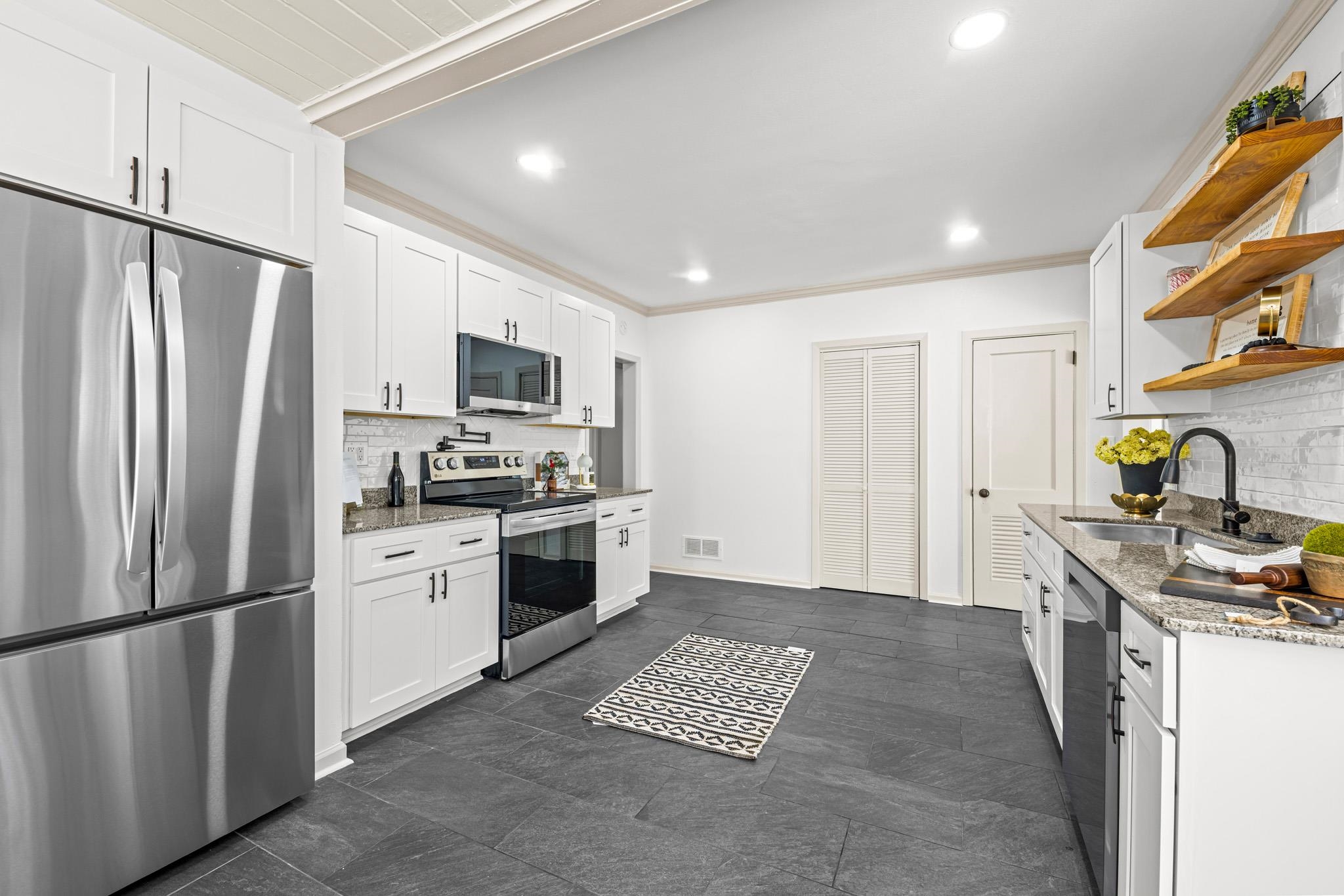 2014 Golf Terrace Drive Tallahassee, FL 32301 - Photo 29 of 40