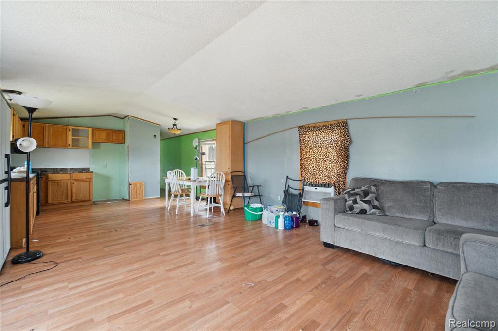 2145 West Isabella Road Midland, MI 48640 - Photo 3 of 18 Gallery Image 3