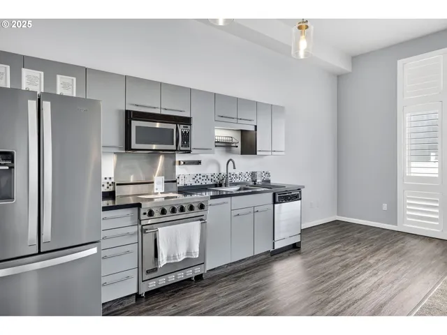 $275,000 | 12600 Southwest Crescent Street, Unit 420, Beaverton, OR 97005