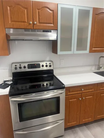 $1,700 | 2324 Northwest 52nd Avenue, Unit 2324, Lauderhill, FL 33313