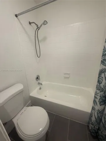 $1,700 | 2324 Northwest 52nd Avenue, Unit 2324, Lauderhill, FL 33313