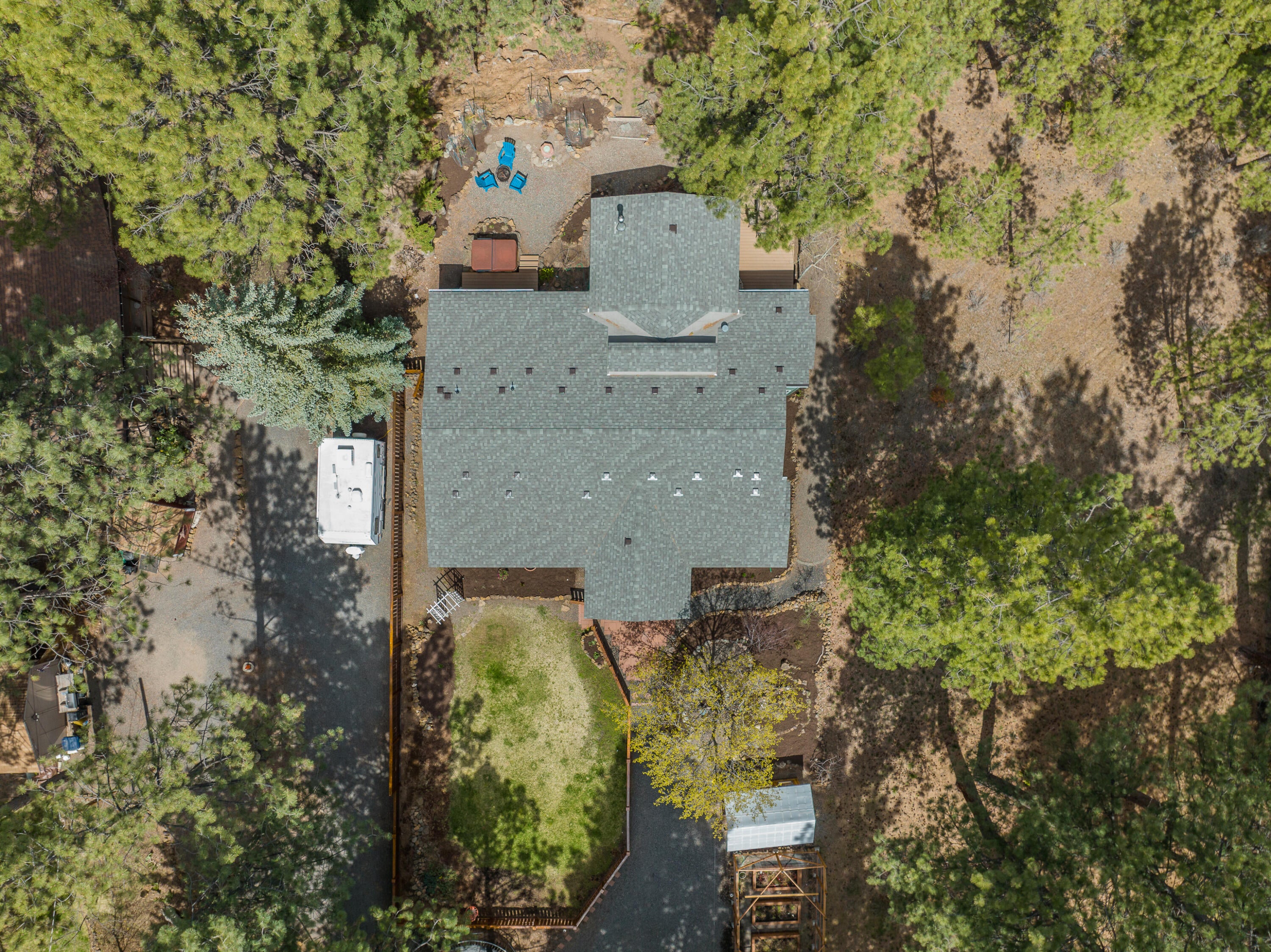 18752 Choctaw Road Bend, OR 97702 - Photo 43 of 48 DJI_0889