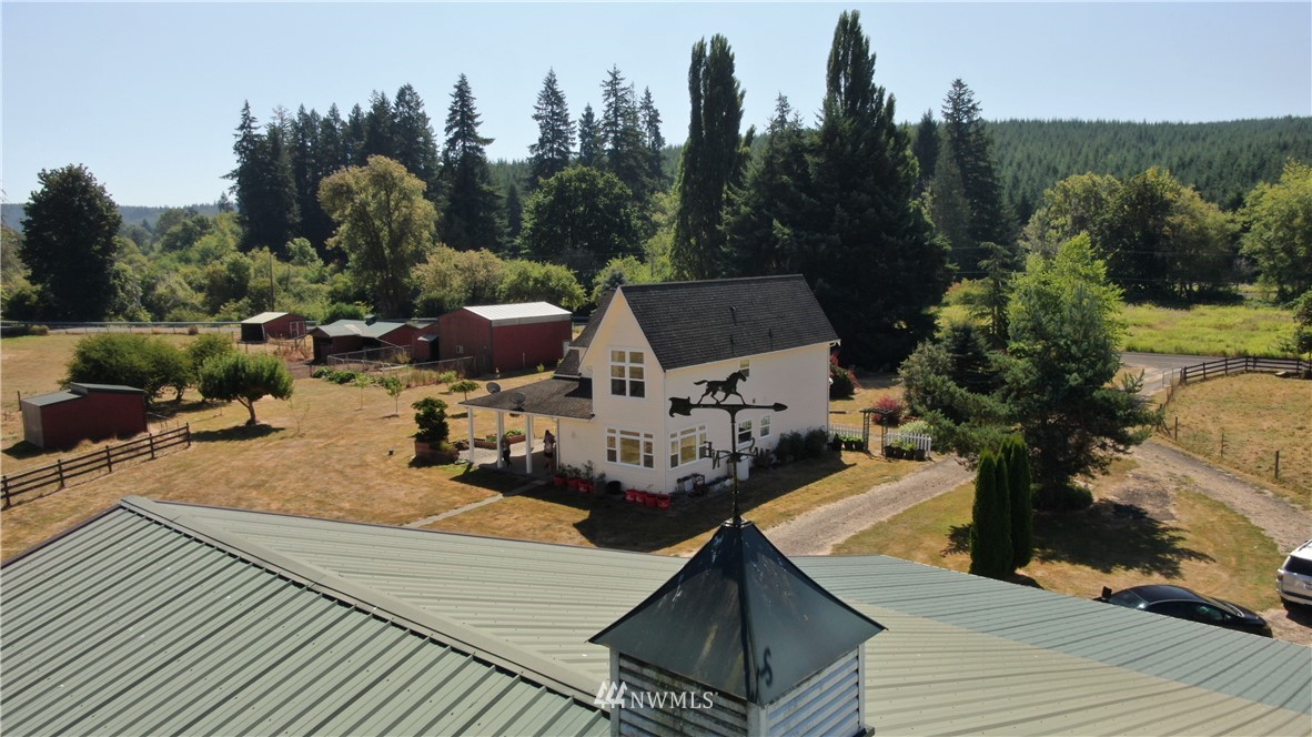 142 Leudinghaus Road Chehalis, WA 98532 - Photo 1 of 37 a view of a terrace