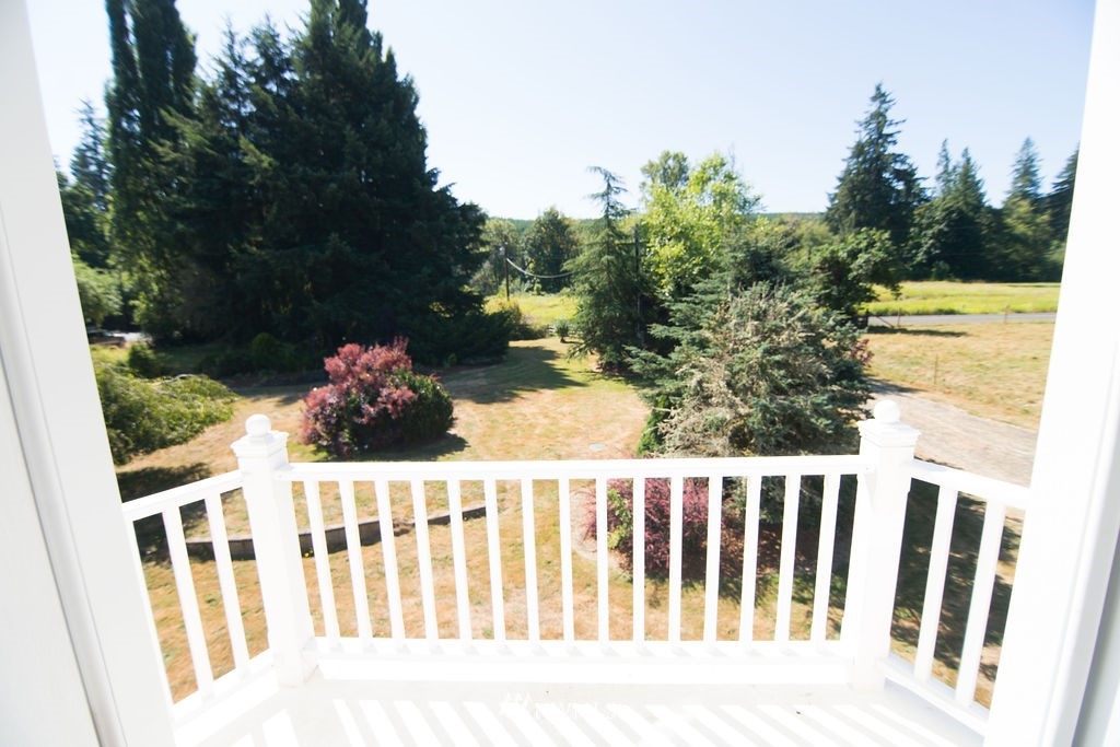 142 Leudinghaus Road Chehalis, WA 98532 - Photo 17 of 37 a view of a wooden fence