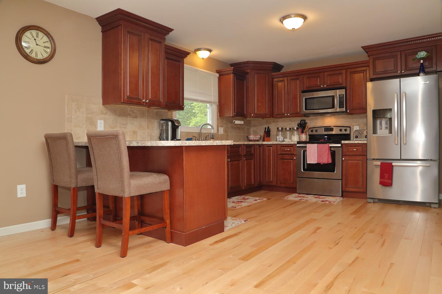 1353 Horning Road Denver, PA 17517 - Photo 10 of 20 Kitchen - View 3 with sit up counter top
