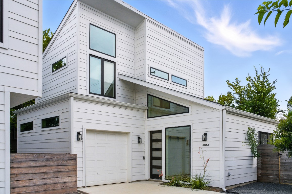 a view of a white house