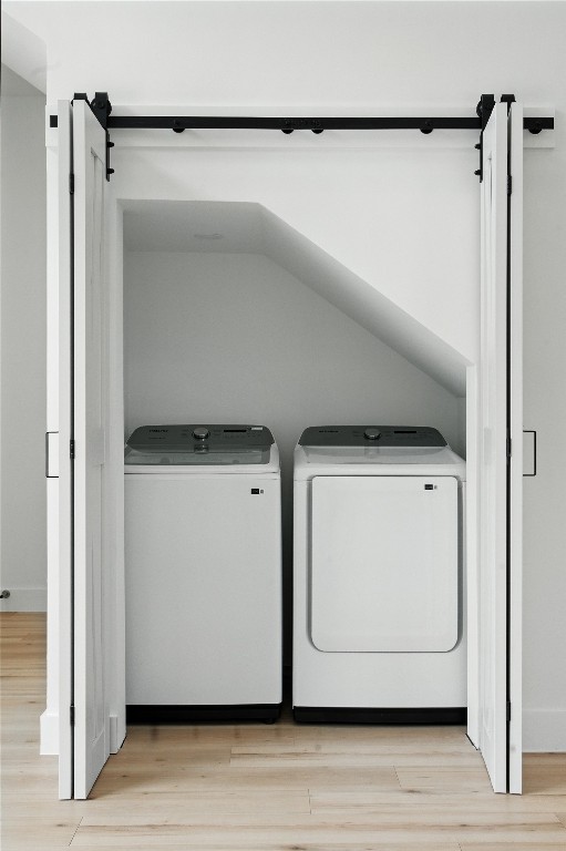 106 West Croslin Street, Unit B Austin, TX 78752 - Photo 5 of 23 a view of an empty room