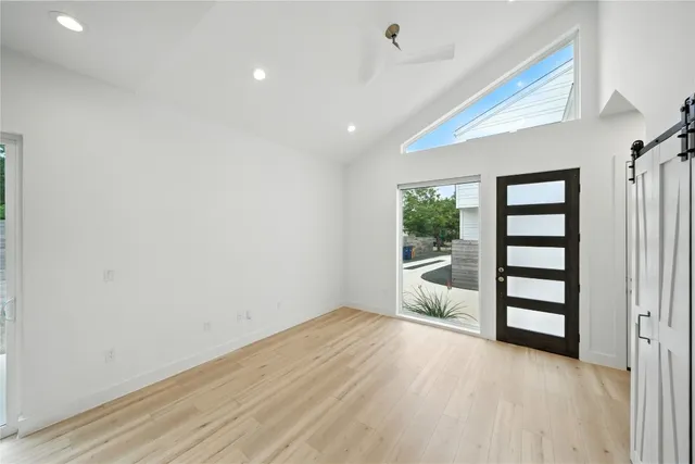 $2,800 | 106 West Croslin Street, Unit B, Austin, TX 78752