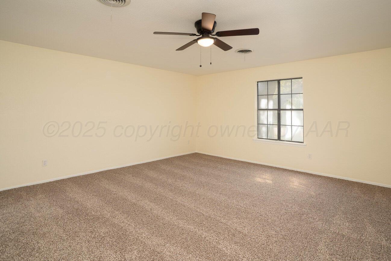 5207 While A Way Road Amarillo, TX 79109 - Photo 14 of 43 Master Bedroom