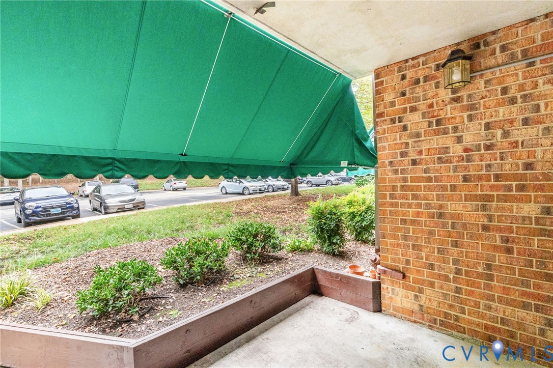 1501 Regency Woods Road, Unit 101 Henrico, VA 23238 - Photo 16 of 29 Don’t miss this move-in-ready condo situated in a