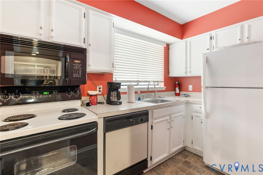 1501 Regency Woods Road, Unit 101 Henrico, VA 23238 - Photo 23 of 29 Community amenities include a clubhouse, pool, ten