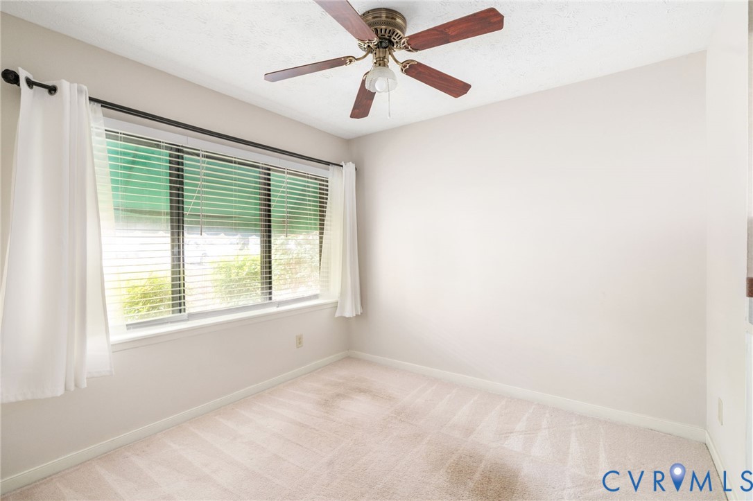 1501 Regency Woods Road, Unit 101 Henrico, VA 23238 - Photo 9 of 29 A flex space, that could be used as a home office