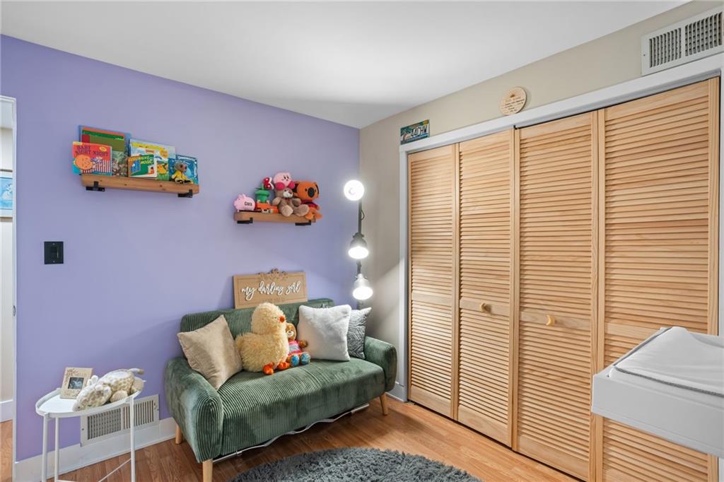 1706 Kenzie Road Pittsburgh, PA 15205 - Photo 17 of 25 a living room with furniture