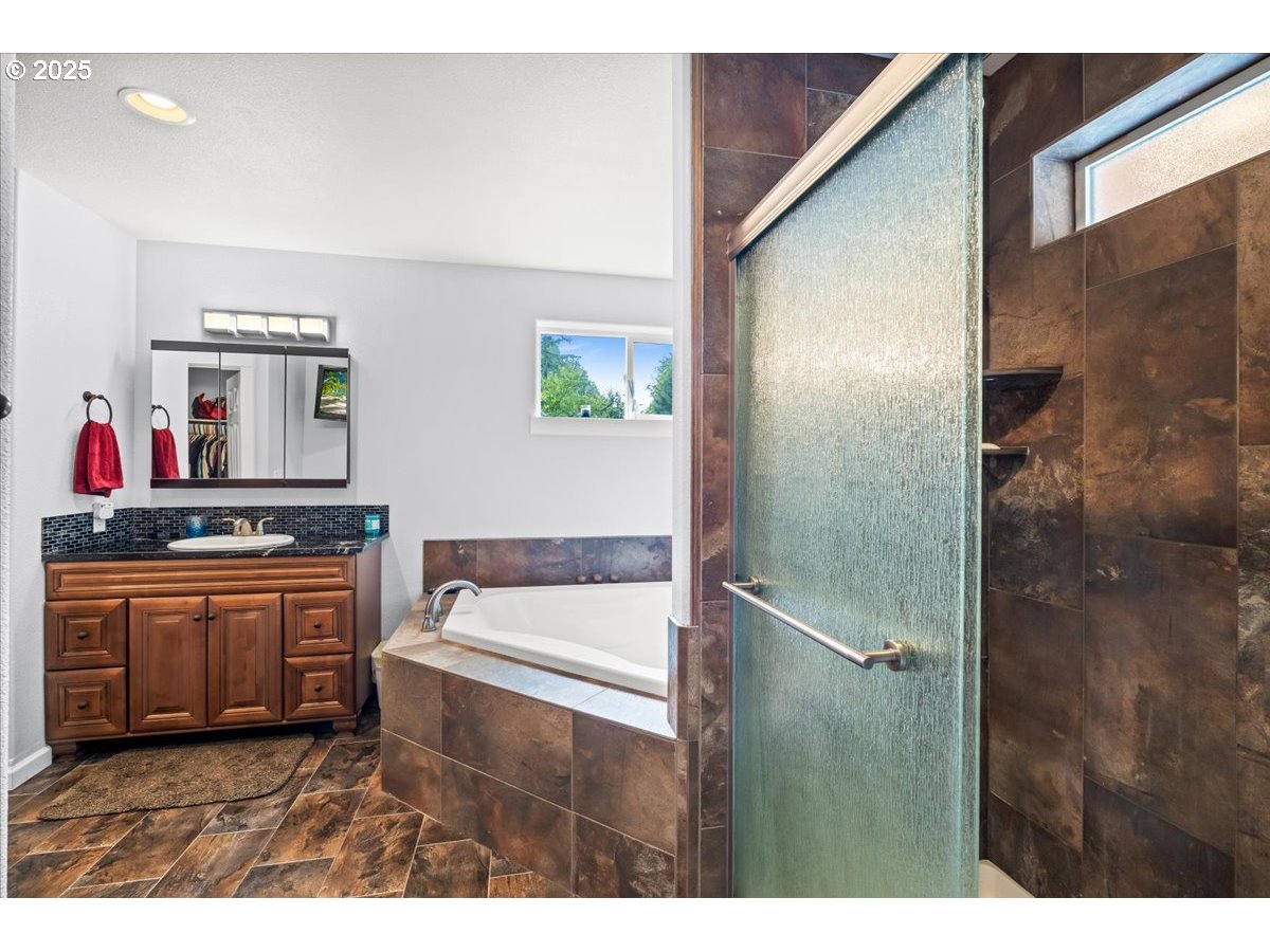 15502 Northwest Old Pumpkin Ridge Road North Plains, OR 97133 - Photo 24 of 48