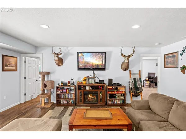 $1,389,900 | 15502 Northwest Old Pumpkin Ridge Road, North Plains, OR 97133