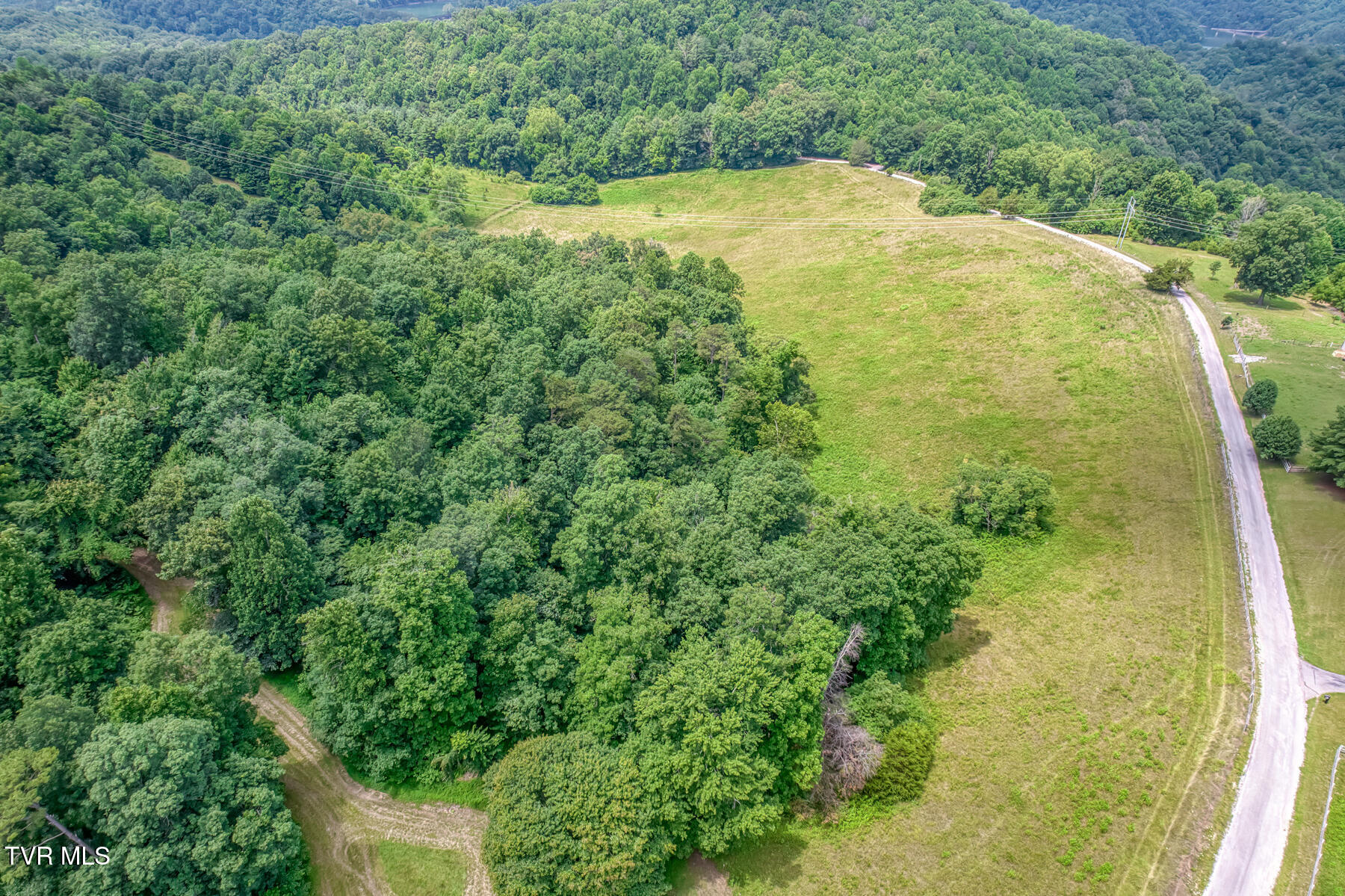 2083 Bundren Mountain Road Tazewell, TN 37879 - Photo 34 of 42 2083 Bundren Mountain Rd-11