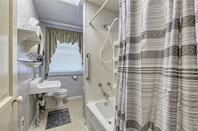 $137,900 | 115 West 5th Avenue, Derry, PA 15627