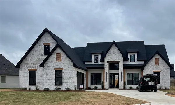 $494,982 | 42 Turtle Creek Drive, Benton, LA 71006