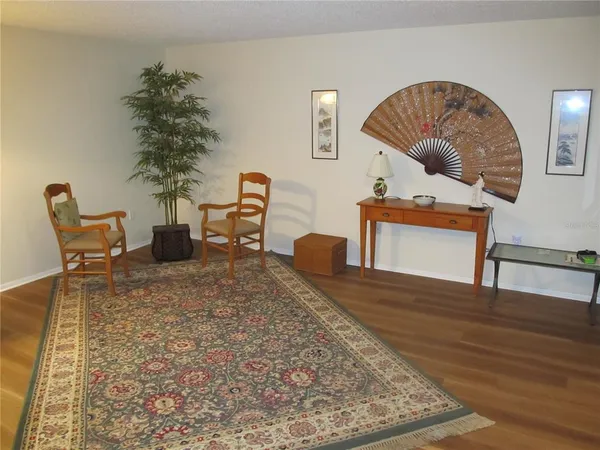 $220,000 | 2121 Wood Street, Unit 212, Sarasota, FL 34237