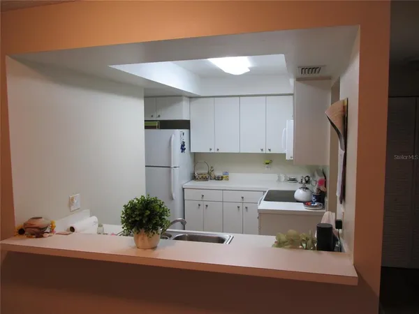 $220,000 | 2121 Wood Street, Unit 212, Sarasota, FL 34237