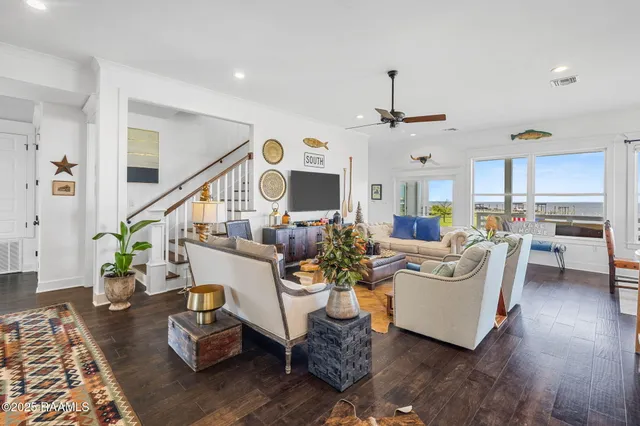 $749,500 | 3777 Lake Breeze Road, Lake Charles, LA 70605