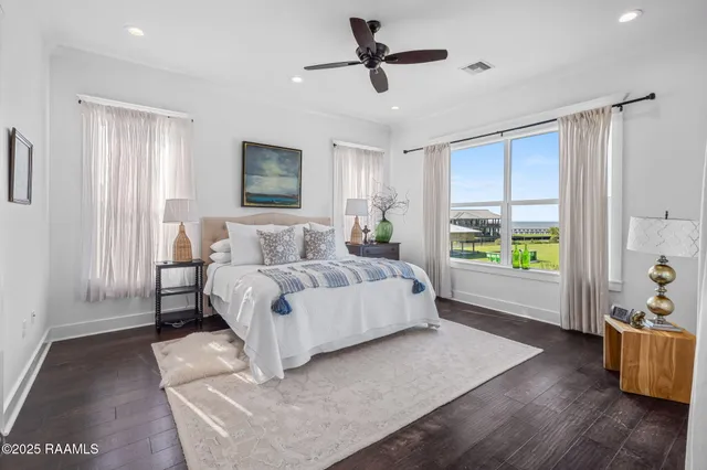 $749,500 | 3777 Lake Breeze Road, Lake Charles, LA 70605