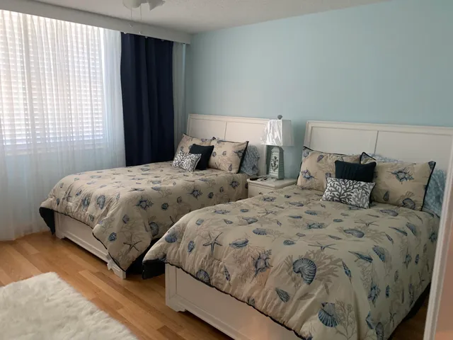 $8,000 | 3450 South Ocean Boulevard, Unit 701, Palm Beach, FL 33480