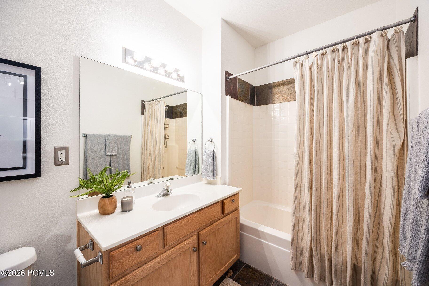 8430 Pointe Road, Unit G11 Park City, UT 84098 - Photo 19 of 31 Gallery Image 19
