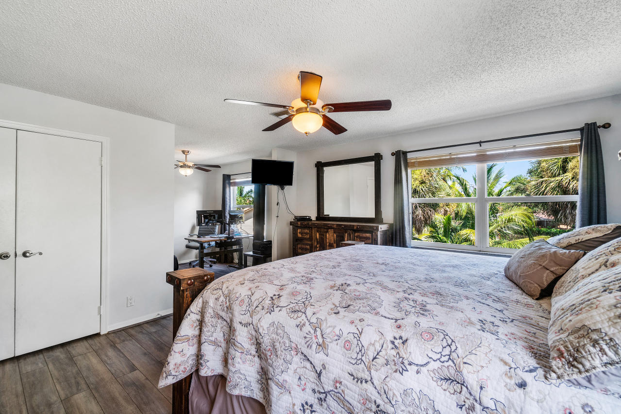 21380 Millbrook Court Boca Raton, FL 33498 - Photo 24 of 35 24