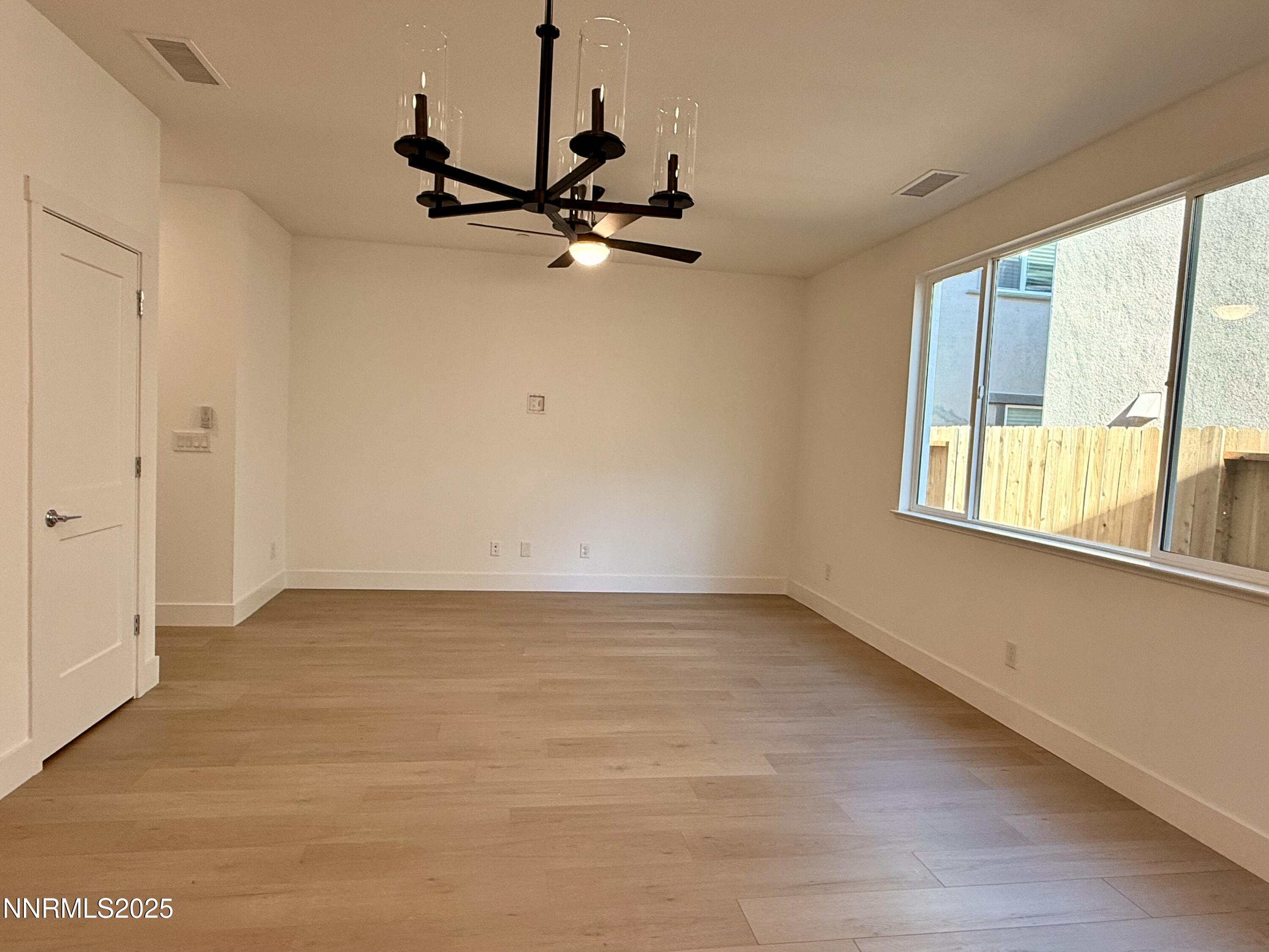 480 Prosecco Way Reno, NV 89511 - Photo 4 of 14 IMG_1455