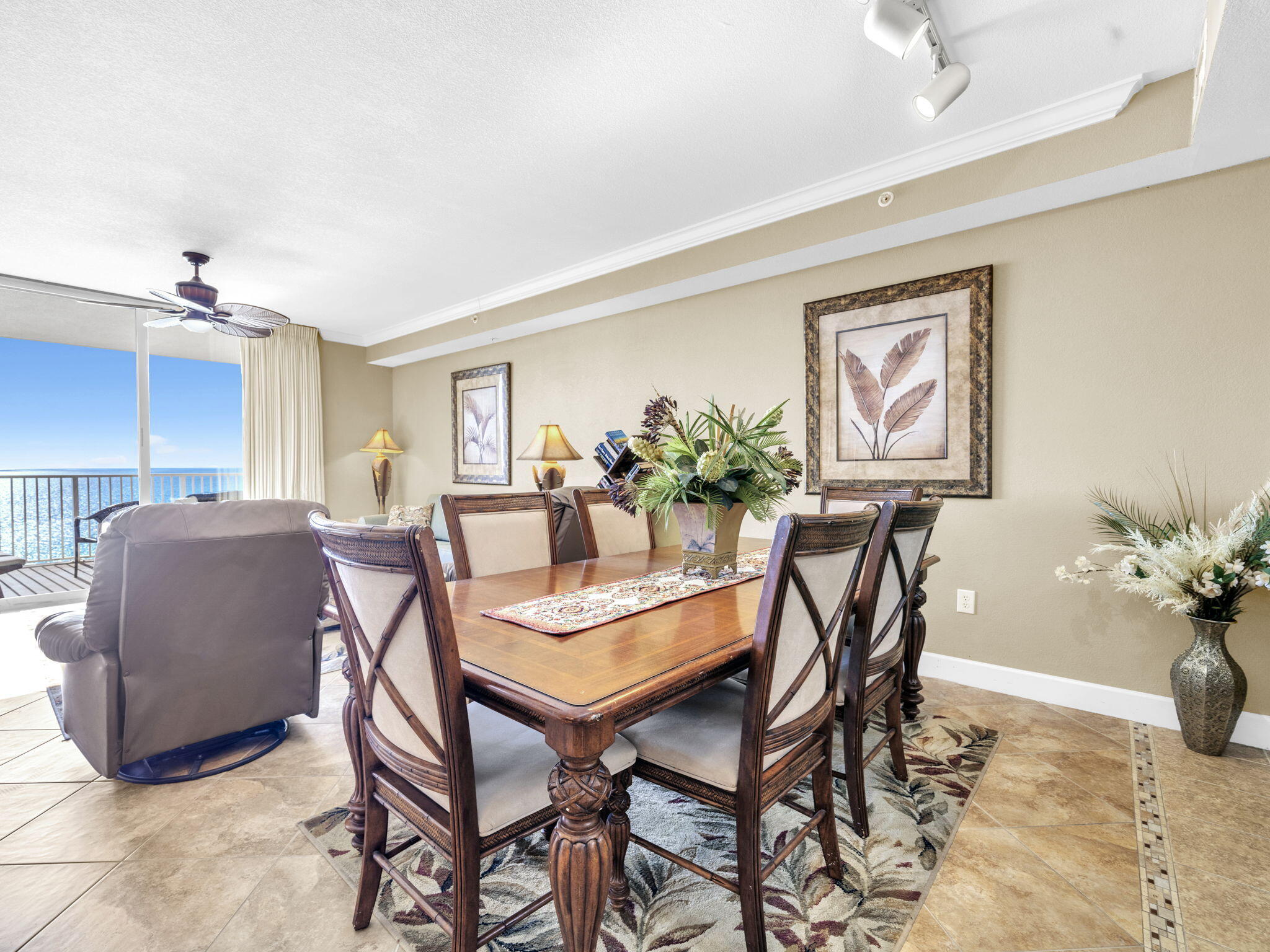 16819 Front Beach Road, Unit 2108 Panama City Beach, FL 32413 - Photo 11 of 55 Dining Room