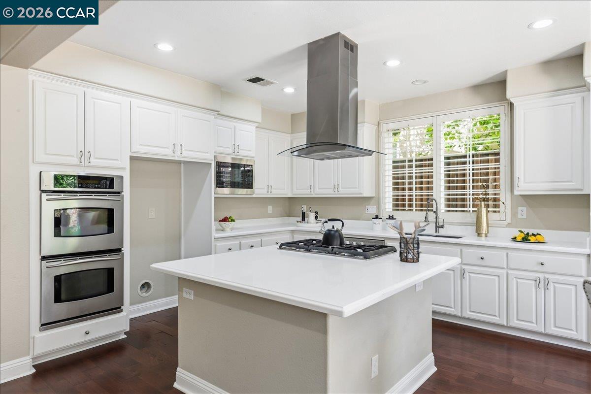 2536 Craneford Way San Ramon, CA 94582 - Photo 18 of 60