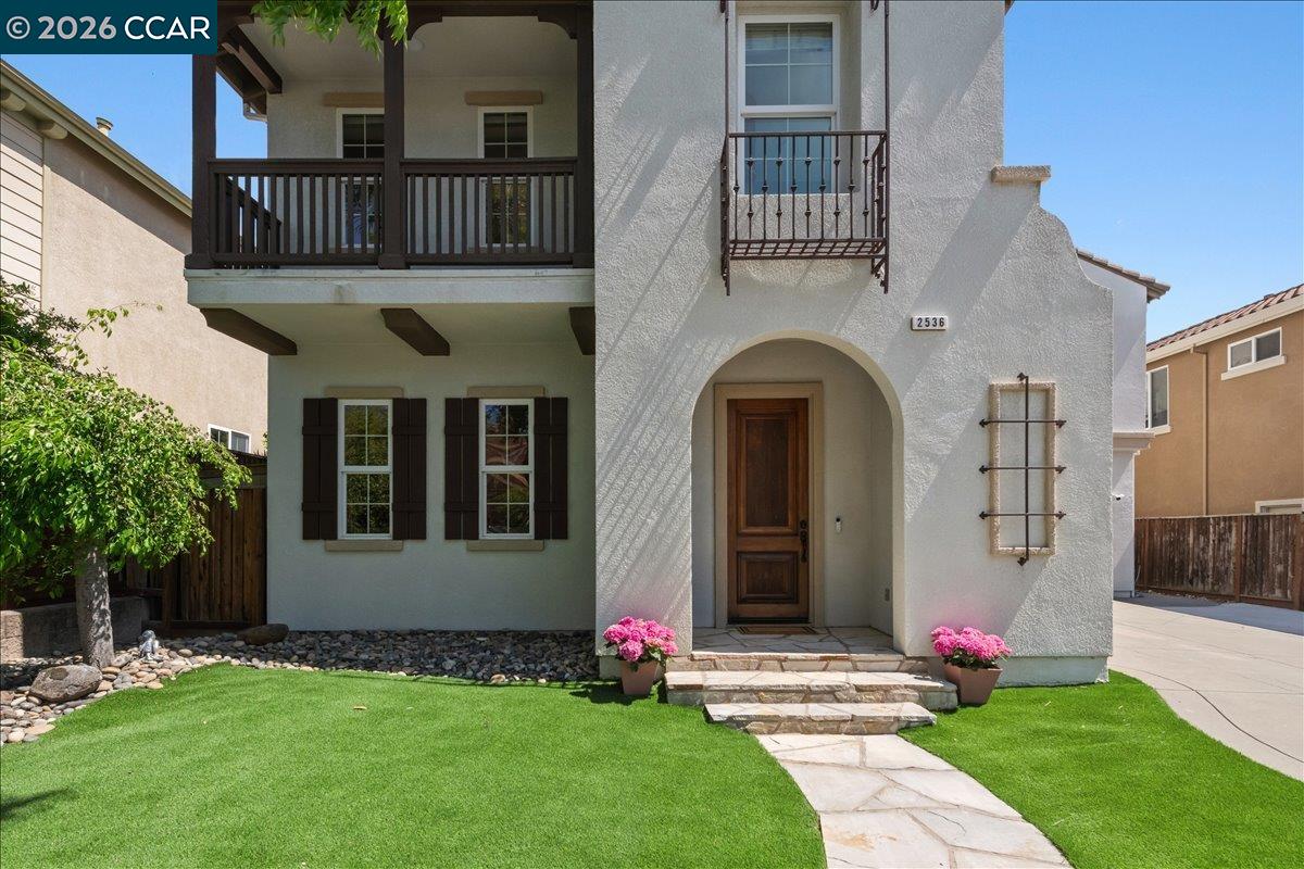 2536 Craneford Way San Ramon, CA 94582 - Photo 3 of 60