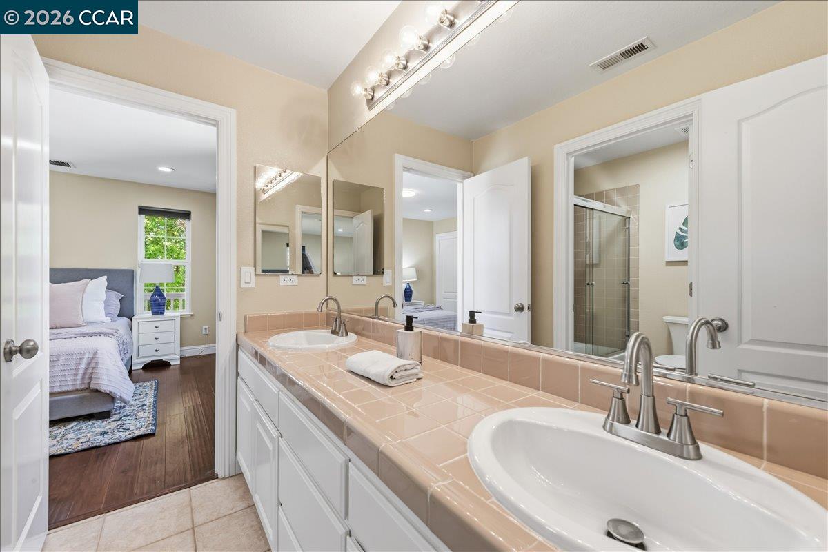 2536 Craneford Way San Ramon, CA 94582 - Photo 39 of 60