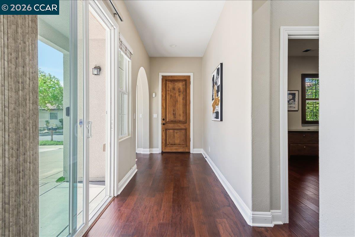 2536 Craneford Way San Ramon, CA 94582 - Photo 6 of 60