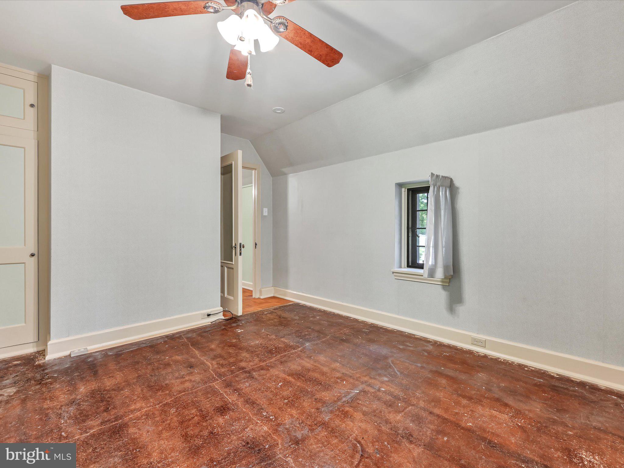 405 North Tulpehocken Road Reading, PA 19601 - Photo 28 of 111 a view of an empty room with a window