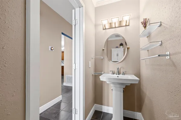 $331,500 | 120 Baybridge Drive, Gulf Breeze, FL 32561