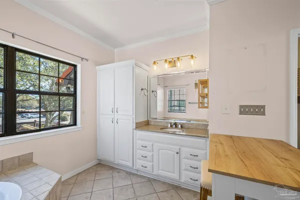 $331,500 | 120 Baybridge Drive, Gulf Breeze, FL 32561
