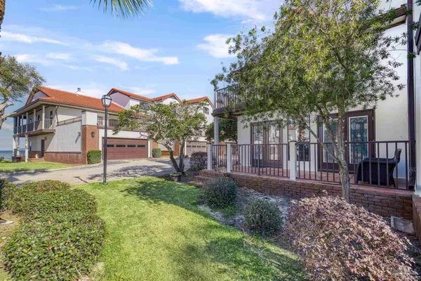 $331,500 | 120 Baybridge Drive, Gulf Breeze, FL 32561