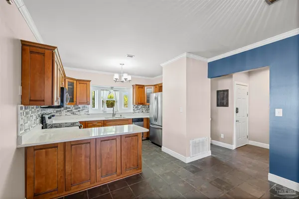 $331,500 | 120 Baybridge Drive, Gulf Breeze, FL 32561